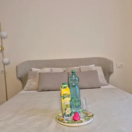 Cba Sweat Waterfront * Belgrado