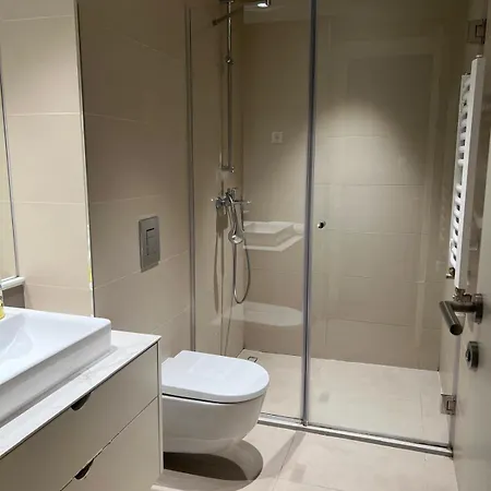 Cba Sweat Waterfront Apartamento Belgrado