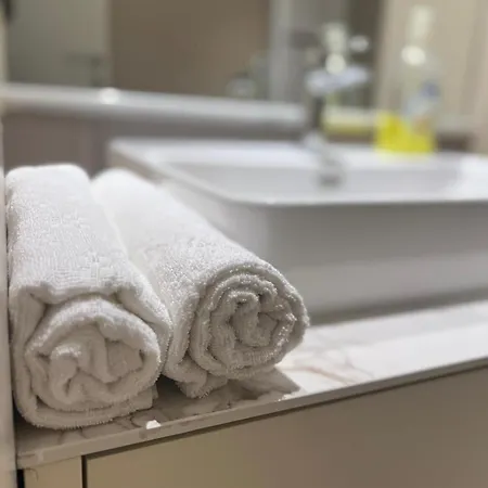 Cba Sweat Waterfront Apartamento Belgrado