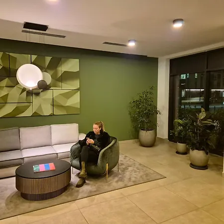 Cba Sweat Waterfront Belgrado